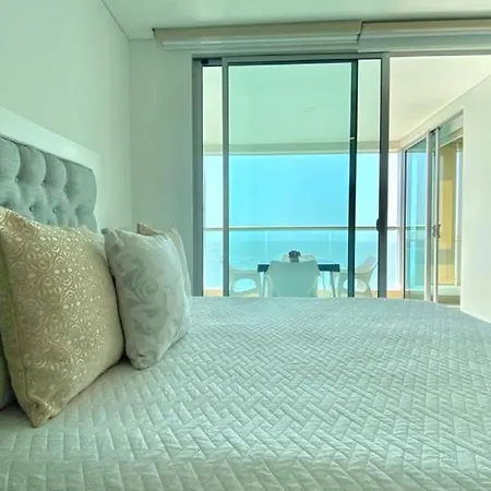 In Cartagena, Excellent Ocean Views Apartamento