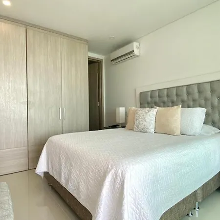In Cartagena, Excellent Ocean Views Apartamento Cartagena